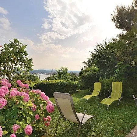 Apartmán Beautiful In With 1 Bedrooms And Wifi Koper